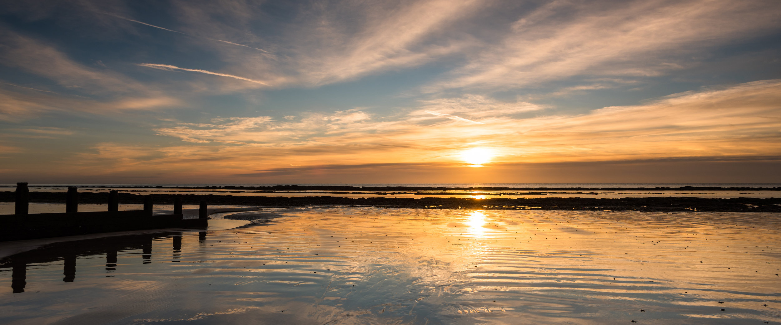 meads eastbourne holywell banner.jpg